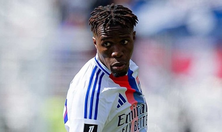 Kadro dışı bırakıldı: Wilfried Zaha hakkında Olympique Lyon açıklaması! - En güncel spor haberleri