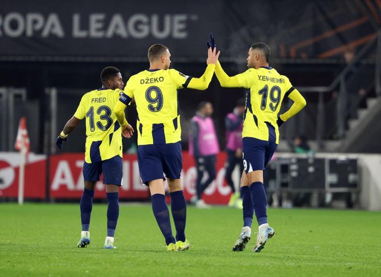 F.Bahçe, Sivasspor'u rahatlıkla yendi ve Galatasaray'ı geride bırakmaya devam ediyor - görsel 29