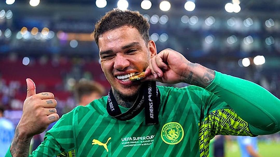 Muslera boşluğunu doldurmak isteyen Galatasaray, aradığı kaleciyi buldu, İngiliz deviyle masaya oturdu! Her konuda bir anlaşmaya varıldı 3