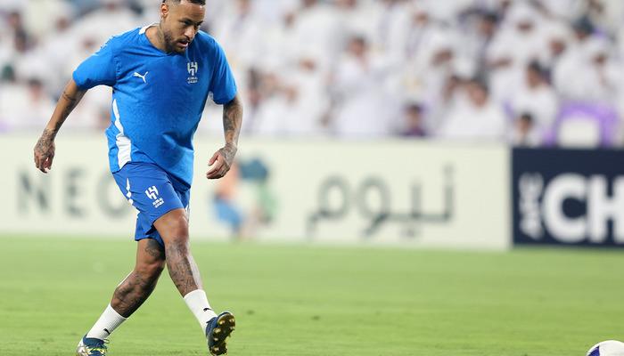 Santos resmen Neymar'ı personeline eklediğini açıkladı!