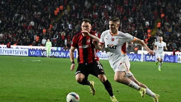 İlk Futbol Menajeri: Kimdi, Ne Başardı?