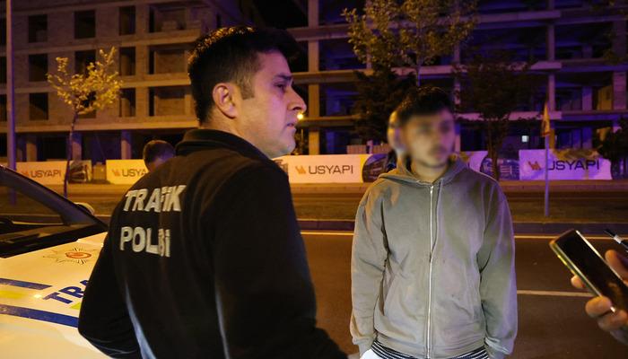 Hem alkollüydü hem de ehliyetsiz! Yakalanınca suçu babasına attı: "Ben ilkokul mezunuyum, imza atamam"