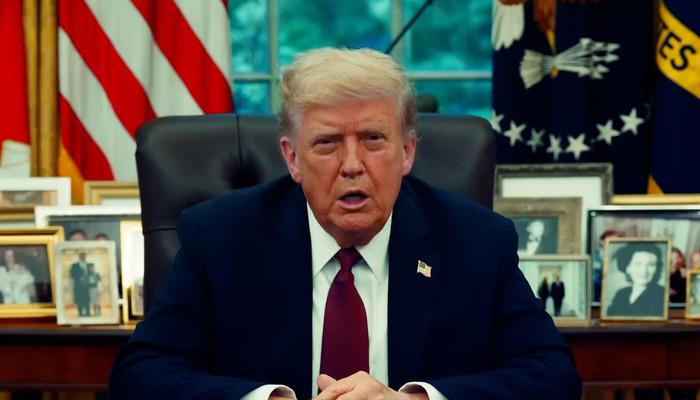 Dünyanın konuştuğu olay: Beyaz Saray'ın yayımladığı Donald Trump videosu yeni bir tartışmanın fitilini ateşledi! “Vücudu ve elleri...”