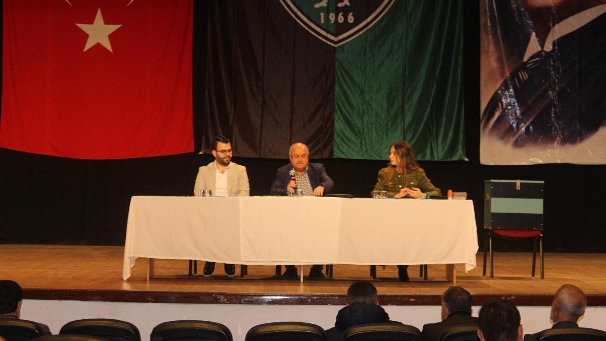 Son dakika spor haberleri | Denizlispor'un anahtarları valilik ve belediyeye teslim edilecek.