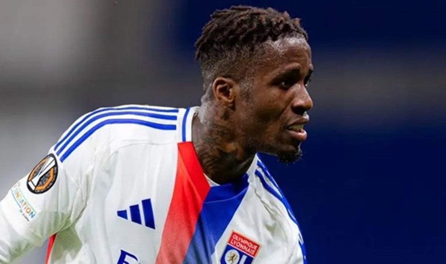 Kadro dışı bırakıldı: Wilfried Zaha hakkında Olympique Lyon açıklaması! - En güncel spor haberleri