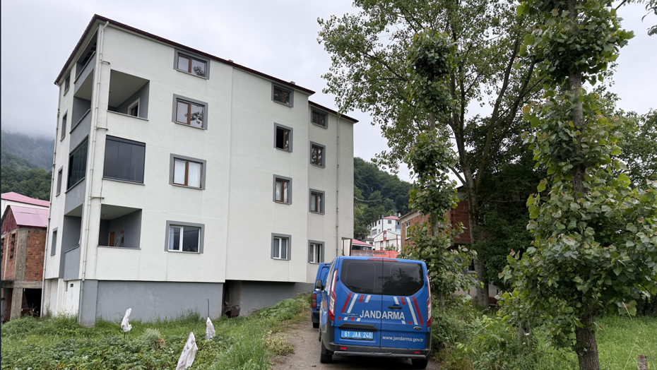 Trabzon'da Akraba Kavgası Kanlı Bitti: 14 Yaşındaki Çocuk Hayatını Kaybetti