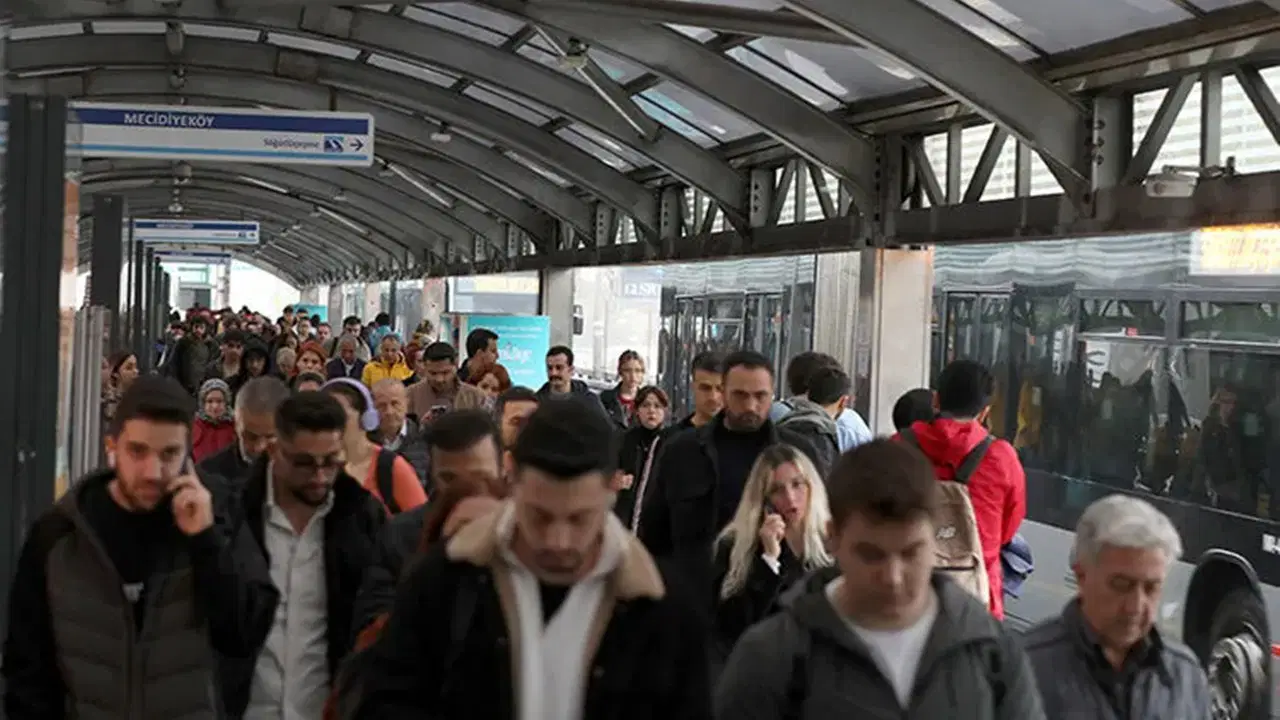 İstanbul'da Toplu Ulaşım Ücretlerine Yüzde 10 Zam Kararı Alındı