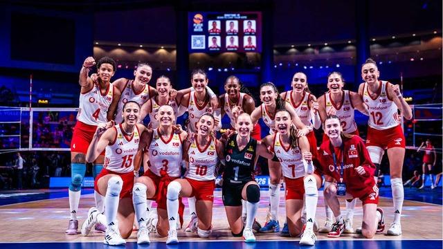 A Milli Kadın Voleybol Takımı'nın Yarı Finalde Karşılaşacağı Takım Çin Belirlendi