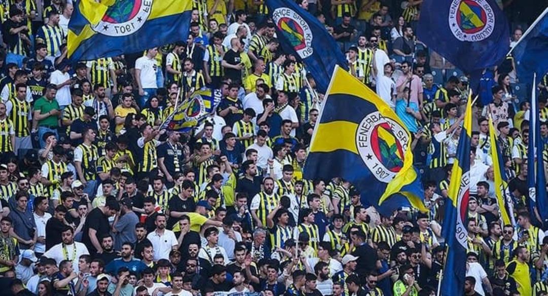 2024-10-30-fenerbahçe-taraftar-aa