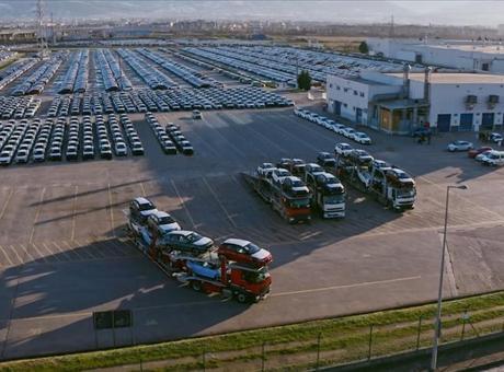 Otomotiv Sektörü Şubat'ta 3 Milyar Dolarla İhracatta Zirveye Yerleşti